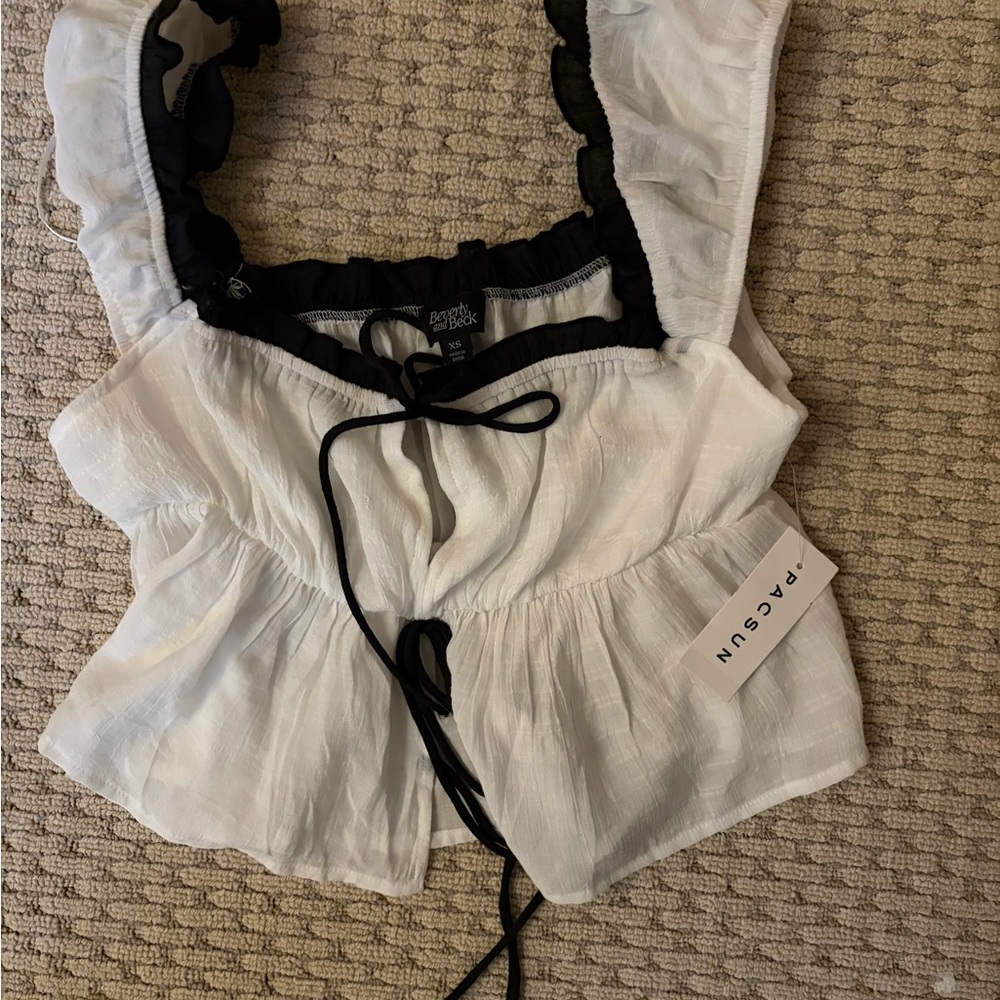 PacSun Beverly and Beck Black and White Tie-Front Top